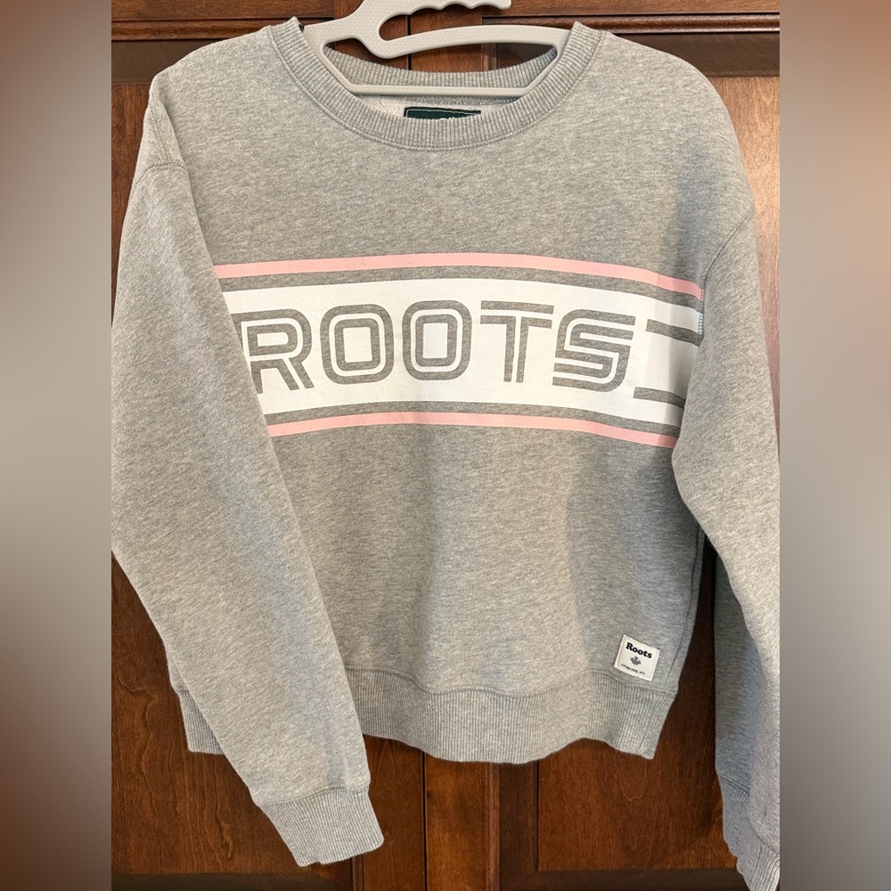 Roots sweatshirt
